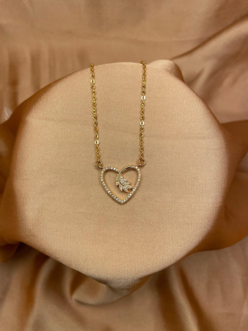 Eternal Love Heart Pendant Necklace