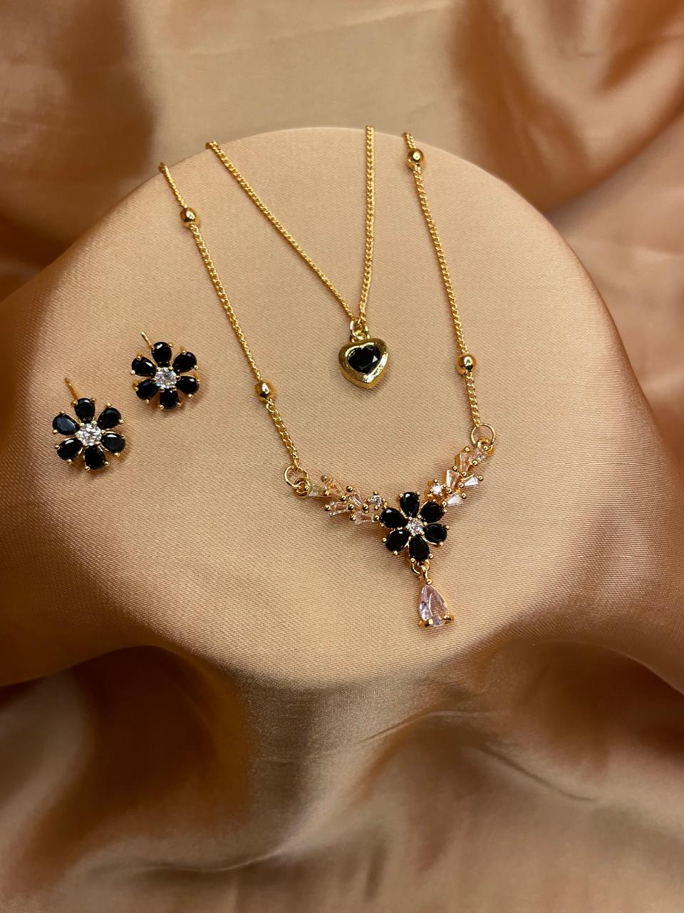 Golden Black Blossom Layered Locket Set – Elegant Floral Design with Heart Pendant