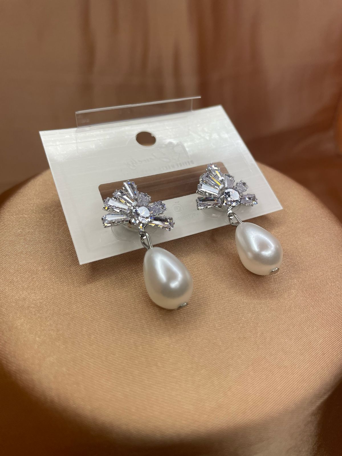 Elegant Crystal & Pearl Drop Earrings