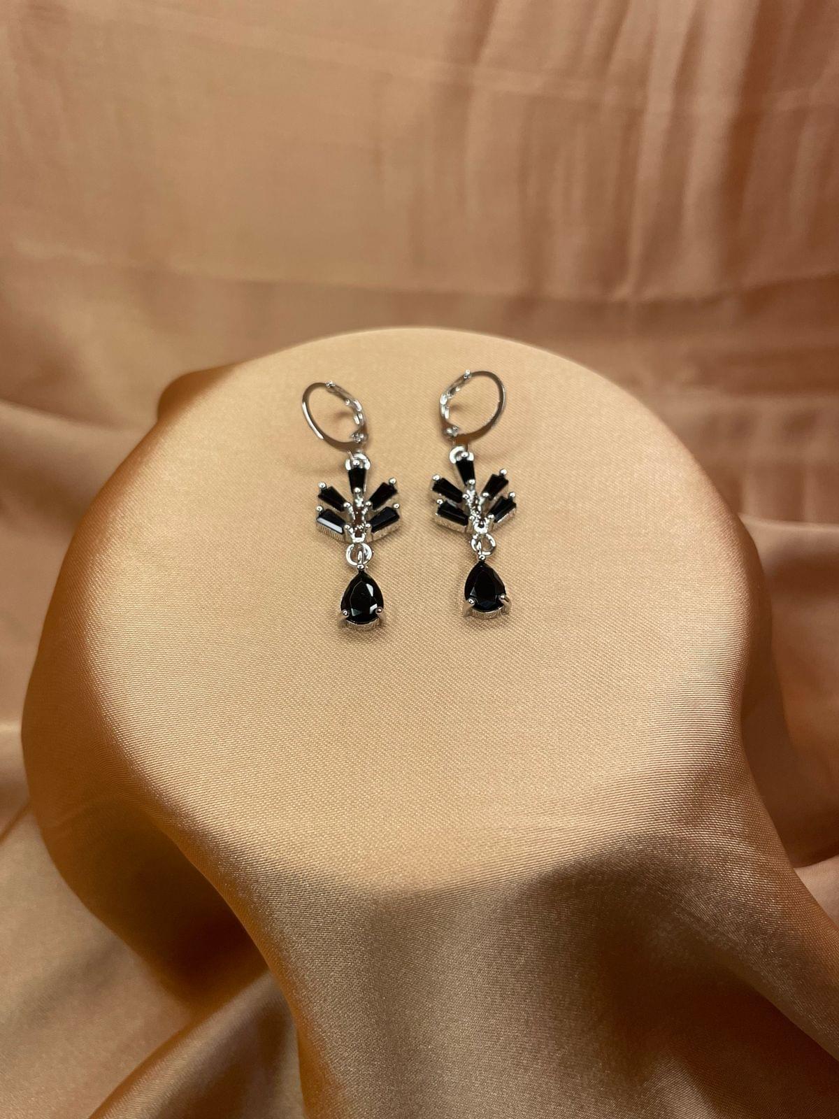 Elegant Crystal Drop Earrings